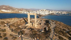 Οι αναγνώστες του Conde Nast Traveller αποθεώνουν τη Νάξο: Το καλύτερο νησί της Ευρώπης