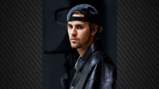 Τζάστιν Μπίμπερ: H προσευχή της μητέρας του για εκείνον και η ειρωνική απάντησή του