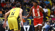 Ολυμπιακός: Μπήκε στις προπονήσεις ο Νιλικίνα, εκτός παραμένει ο ΜακΚίσικ ενόψει Φενερμπαχτσέ
