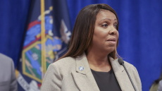 Δίωξη εις βάρος της γενικής εισαγγελέα της Νέας Υόρκης που βρισκόταν εδώ και καιρό στο στόχαστρο του Τραμπ
