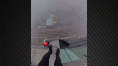 Αλεξιπτωτιστής κάνει άλμα από το ψηλότερο κτίριο της ΕΕ - Βίντεο που κόβει την ανάσα