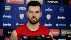 Πίτερς: «Δεν καταλαβαίνω αυτούς που παραπονιούνται για το πρόγραμμα, γι' αυτό πληρωνόμαστε»
