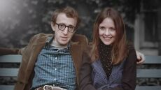 Ο Γούντι Άλεν θυμάται τη σχέση του με την Νταϊάν Κίτον: Η γνωριμία, οι διατροφικές διαταραχές και οι ταινίες που έγραφε μόνο για εκείνη