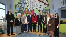 Επίσκεψη Γεραπετρίτη με την Παλαιστίνια υπουργό Εξωτερικών στην Ογκολογική Μονάδα Παίδων «Μαριάννα Β. Βαρδινογιάννη-ΕΛΠΙΔΑ»