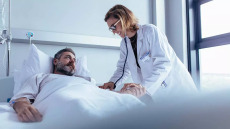 Νοσηλεία στο εξωτερικό: Ενημερωθείτε για τις καλύψεις του ασφαλιστηρίου
