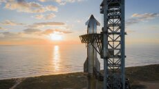 Με εντυπωσιακή διπλή προσθαλάσσωση το Starship του Έλον Μασκ ολοκλήρωσε τη νέα του δοκιμή - Δείτε βίντεο