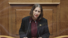 Λιποθυμικό επεισόδιο στη Βουλή είχε η Μαρία Αθανασίου της Ελληνικής Λύσης - Είναι καλά στην υγεία της