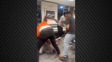 Άγριο ξύλο μεταξύ πελατών σε μπεργκεράδικο στο Τέξας λόγω λάθους στην παραγγελία - Δείτε βίντεο