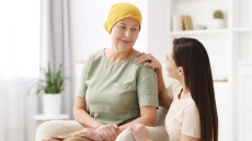 Καρκίνος: Απογοητευτικά χαμηλές οι δαπάνες σε καινοτόμες θεραπείες και έρευνα στην Ευρώπη
