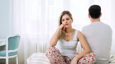 Slow Fade στη σχέση: Γιατί κάποιοι δεν λένε «τέλος» αλλά επιλέγουν την εκκωφαντική σιωπή
