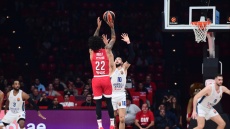 Euroleague: Η Εφές πλήγωσε τον Ολυμπιακό στο ΣΕΦ, διπλό της Ντουμπάι στην Τουρκία - Δείτε βίντεο 