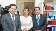 Εγκαίνια για το πολιτικό γραφείο της Ειρήνης Αγαπηδάκη στο Περιστέρι
