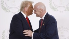 Τραμπ: «Θα μπορούσαμε να πάρουμε τους αγώνες του Μουντιάλ 2026 από τη Βοστώνη με ένα τηλεφώνημα στον Ινφαντίνο»
