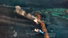 Ουκρανία: Το Τάγμα Αζόφ λέει ότι απέκρουσε επίθεση ρωσικών τεθωρακισμένων κοντά στην Ντομπροπίλια - Βίντεο