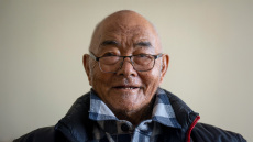 Πέθανε ο τελευταίος επιζών της αποστολής που κατέκτησε το Έβερεστ το 1953