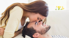 Το 1′ που μπορεί να σώσει τη σχέση μας – Η καθημερινή συνήθεια που κάνει θαύματα
