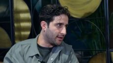 Γιάννης Βασιλώττος: Δούλευα στην οικοδομή και delivery σε σουβλατζίδικο - Η μετακόμιση στην Αθήνα, οι «Άγριες Μέλισσες», τα δημοσιεύματα για την προσωπική του ζωή