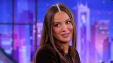 Ρία Ελληνίδου: Ακούστηκε φήμη πως πλήρωσα κάποια γυναίκα να παραστήσει τη γιαγιά μου για να δείξω ότι είμαι Ελληνίδα