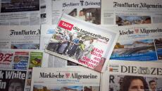 Η taz αποχαιρετά το χαρτί: Το τελευταίο φύλλο της εφημερίδας που «έφτιαχνε τη μέρα» στους αναγνώστες της