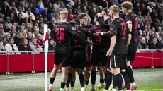 Eredivisie: Τεράστιο  διπλό της Άλκμααρ στην έδρα του Άγιαξ, έπιασε κορυφή η Αϊντχόφεν - Δείτε τα γκολ 