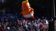 No Kings: Οι ΗΠΑ συγκλονίζονται από τις διαδηλώσεις κατά της αυταρχικής διακυβέρνησης Τραμπ - Δείτε βίντεο και φωτογραφίες