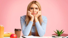 Ξεχνάει, αποσπάται, καθυστερεί: Όλα όσα δυσκολεύουν τον έφηβο με ΔΕΠΥ – Πώς να τον βοηθήσουμε
