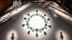 Έμπειροι οι ληστές «κομάντο» στο Λούβρο, τι μπορούν να κάνουν τα βασιλικά κοσμήματα - Πώς έγινε η ιστορική διάρρηξη μέσα σε λίγα λεπτά