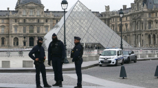 Διάρρηξη στο Λούβρο: Ισραηλινή εταιρεία λέει πως ανέλαβε να βρει δράστες και κλοπιμαία - Διαψεύδει η διοίκηση του Μουσείου