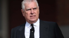 Οι κατηγορίες κατά του πρίγκιπα Άντριου πρέπει να εξεταστούν με τον κατάλληλο τρόπο, αναφέρουν πηγές του Παλατιού