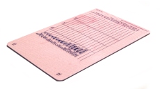 Ευρωπαϊκές άδειες οδήγησης: Θα εκδίδονται νωρίτερα, με μεγαλύτερη ισχύ και αυστηρότερους κανόνες για νέους οδηγούς