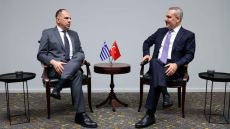 Η δύσκολη συνάντηση Γεραπετρίτη-Φιντάν στο Λουξεμβούργο: Οι δηλώσεις του Τούρκου ΥΠΕΞ για τα 12 ν.μ. και το ελληνικό βέτο στο SAFE