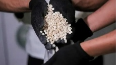 Οι αρχές της Συρίας ανακοινώνουν την κατάσχεση 12 εκατ. χαπιών συνθετικής αμφεταμίνης 