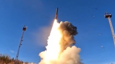 Ρωσία: Μεγάλη πυρηνική άσκηση υπό τον Πούτιν, την ώρα που το ραντεβού με Τραμπ είναι στον αέρα