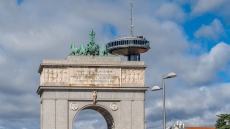 Η κυβέρνηση της Ισπανίας απομακρύνει τα σύμβολα του φρανκισμού από τους δημόσιους χώρους