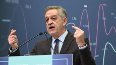 Και ο Κουκουλόπουλος μετά τον Γερουλάνο για την κολλημένη βελόνα του ΠΑΣΟΚ στις δημοσκοπήσεις