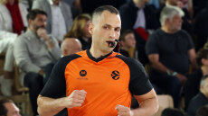 Ούρος Νίκολιτς: Τα 250.000 ευρώ και οι εξυπηρετήσεις στους Vračarci - Η εγκληματική οργάνωση  με πλοκάμια εκτός Σερβίας και η σύλληψη στην Αθήνα