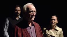  Θανάσης Παπαγεωργίου: Ερμηνεύει τον ρόλο που χάρισε Όσκαρ στον Άντονι Χόπκινς