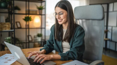 Ποιες χώρες είναι οι πιο «φιλόξενες» για εργασία από το σπίτι – Η θέση της Ελλάδας
