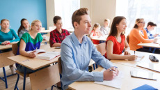 ΕΟΔΥ: Δίπλα στους μαθητές με δράσεις για την πρόληψη του HIV/AIDS και των Ηπατιτίδων
