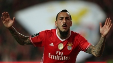 Ο Μήτρογλου παρακολούθησε το χατ τρικ του Παυλίδη και φωτογραφήθηκε με τον Μουρίνιο