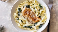 Κοτόπουλο με ζυμαρικά