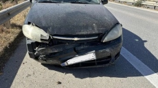 «Ήθελε να μας σκοτώσει» - Oδηγός έπεφτε σκόπιμα σε προπορευόμενα αυτοκίνητα στον ΒΟΑΚ