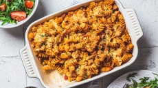 Ζυμαρικά φούρνου: 25 συνταγές για όλες τις ημέρες και όλες τις εποχές
