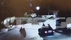 Αναστάτωση σε γειτονιά της Πετρούπολης - Συμμορία ανηλίκων καίει κάδους και προκαλεί φασαρίες