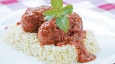 Σουτζουκάκια σμυρναίικα