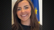 Νεαρή Ιρλανδή με προχωρημένη μορφή ενδομητρίωσης που «χτύπησε» την καρδιά της έρχεται στην Ελλάδα για να χειρουργηθεί