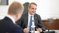 Μητσοτάκης σε Ευρωπαίο Επίτροπο για τον Προϋπολογισμό: Ανάγκη δημιουργίας χρηματοδοτικού εργαλείου για εμβληματικά αμυντικά προγράμματα