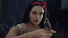 Η Ροσαλία ξαναγράφει τους κανόνες της ποπ - Δείτε το πιο ανατρεπτικό βίντεο της καριέρας της