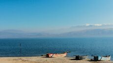 Βεγορίτιδα: Eκεί όπου η ηρεμία έχει σώμα, υφή και χρώμα