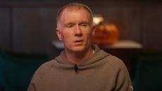 Ο Σκόουλς αποκάλυψε τη μοναδική ανταλλαγή φανέλας στην καριέρα του, παρά την «απαγόρευση» του Φέργκιουσον - Βίντεο
